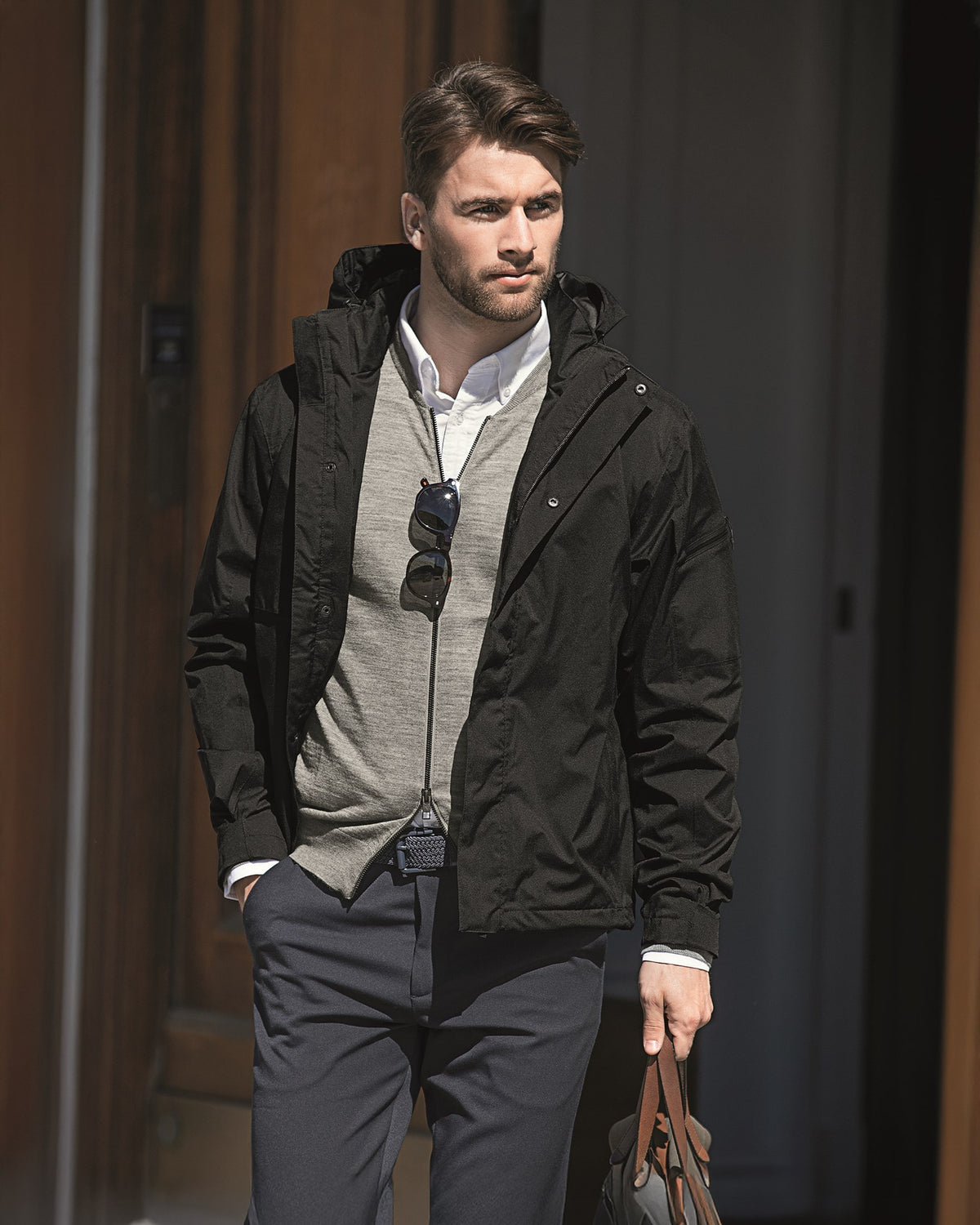 Whitestone Men Black SS19 Modelimage