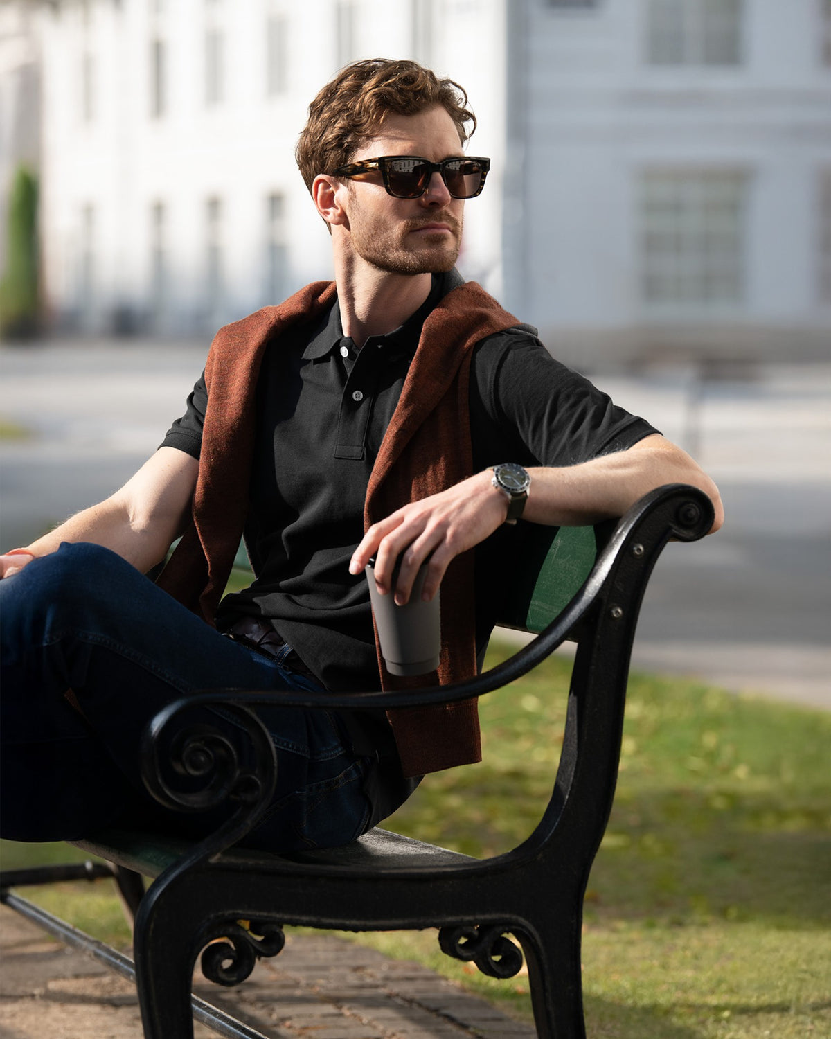 Yale Men Black SS25 Modelimage (1)