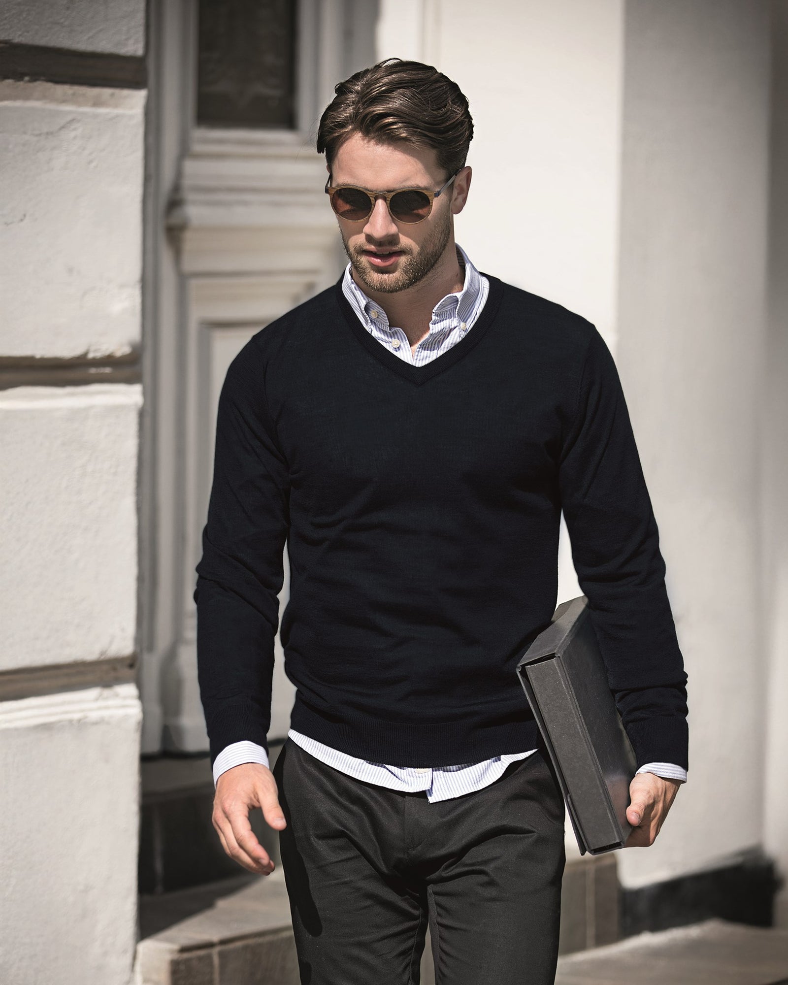 Ashbury Men Navy Back