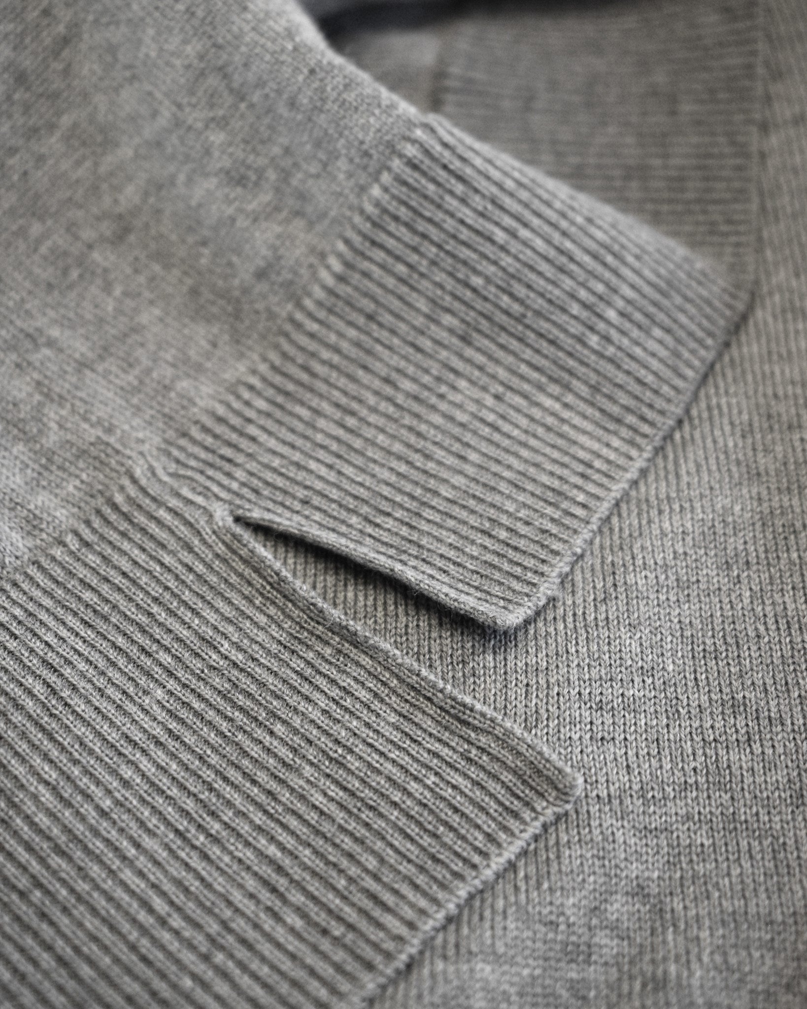 Beaufort Women Grey Melange Closeup 2