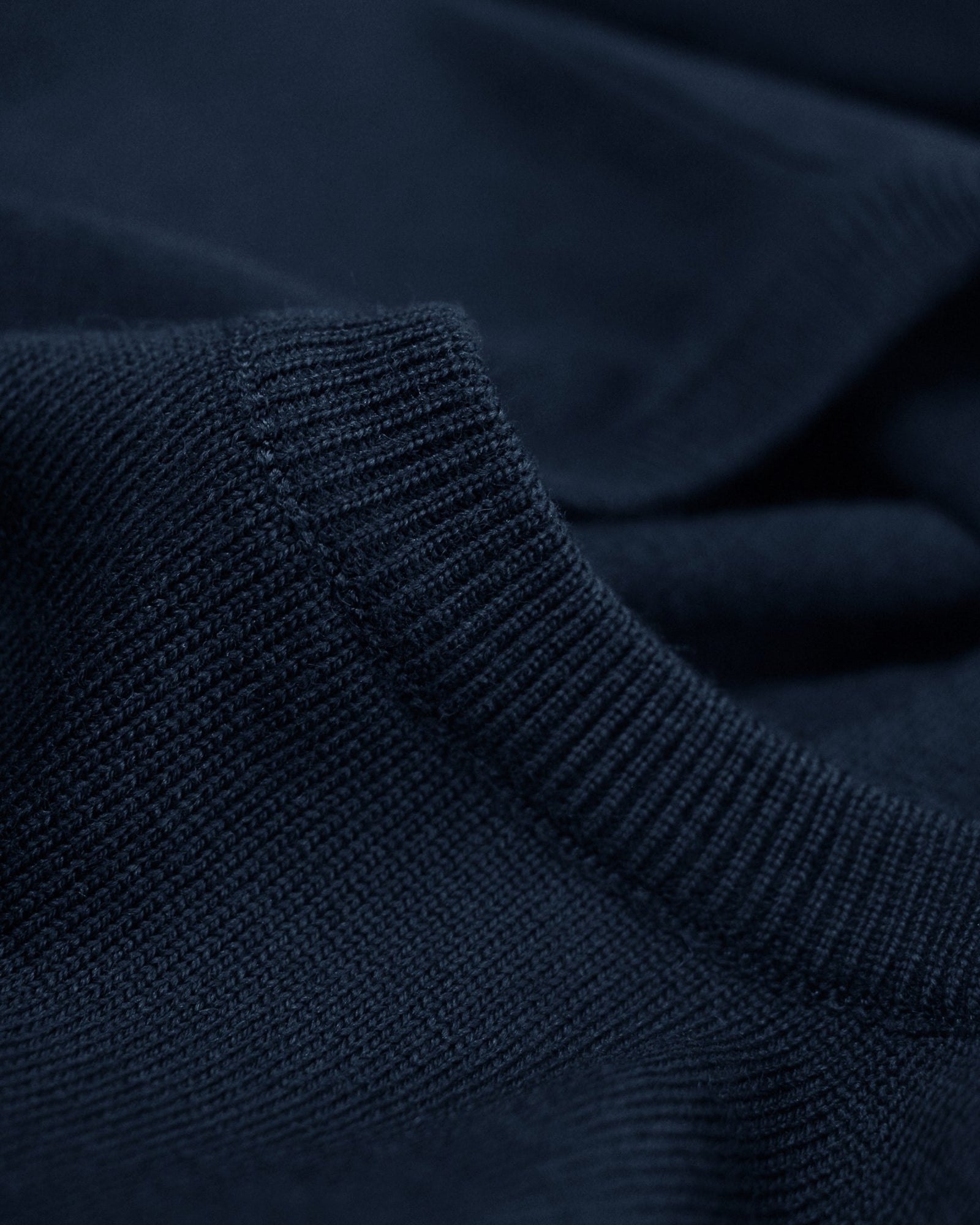 Beaufort Women Navy Back