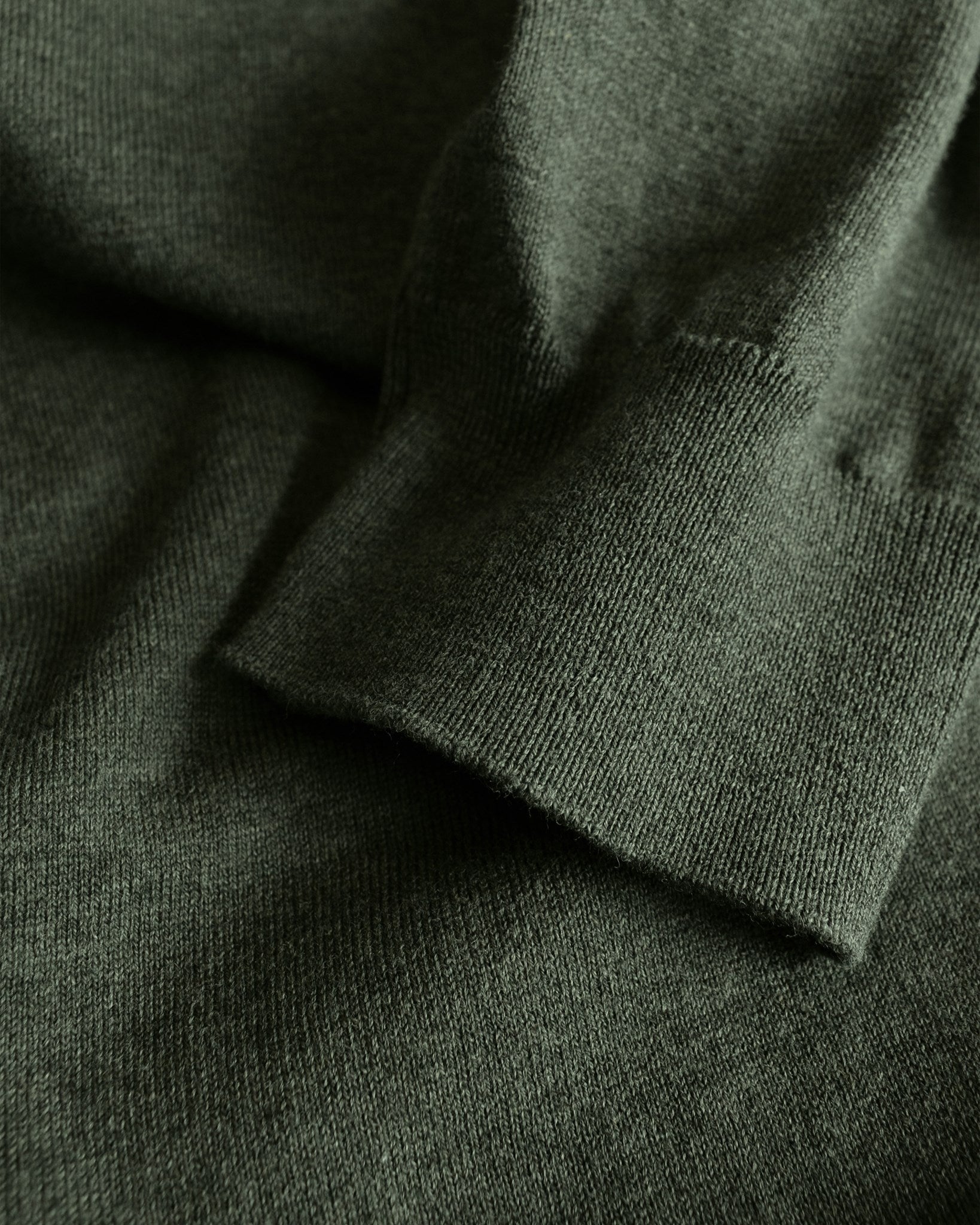 Brighton 1 4 Zip Men Olive Melange Closeup 3