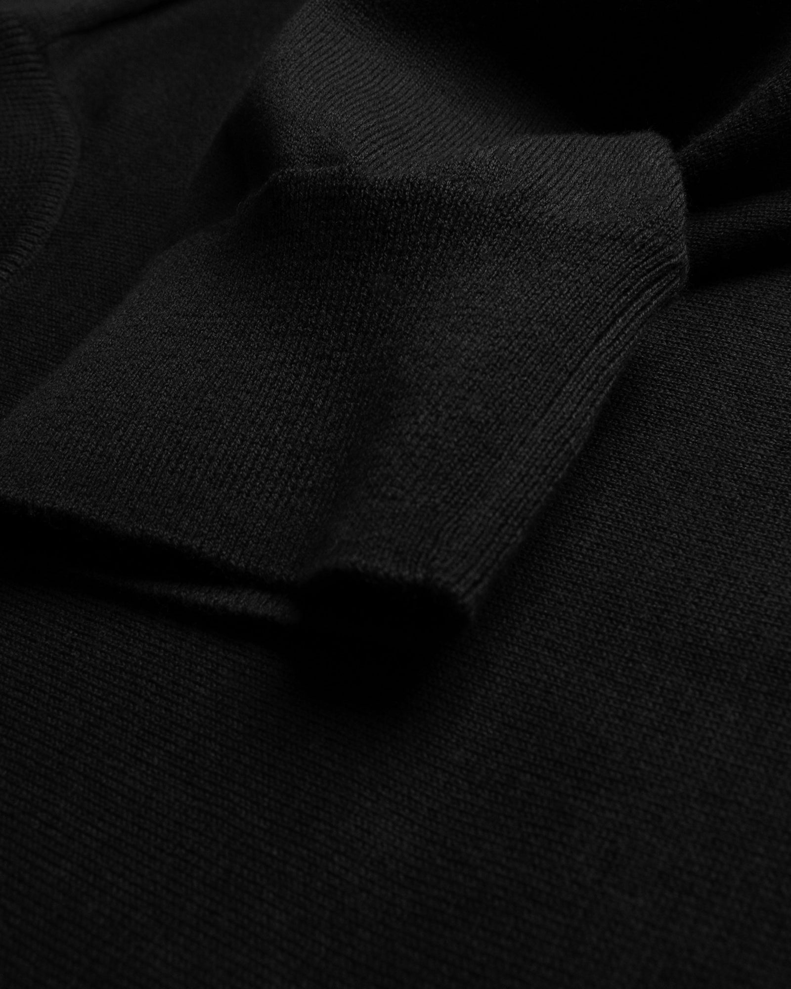 Brighton O Neck Men Black Back