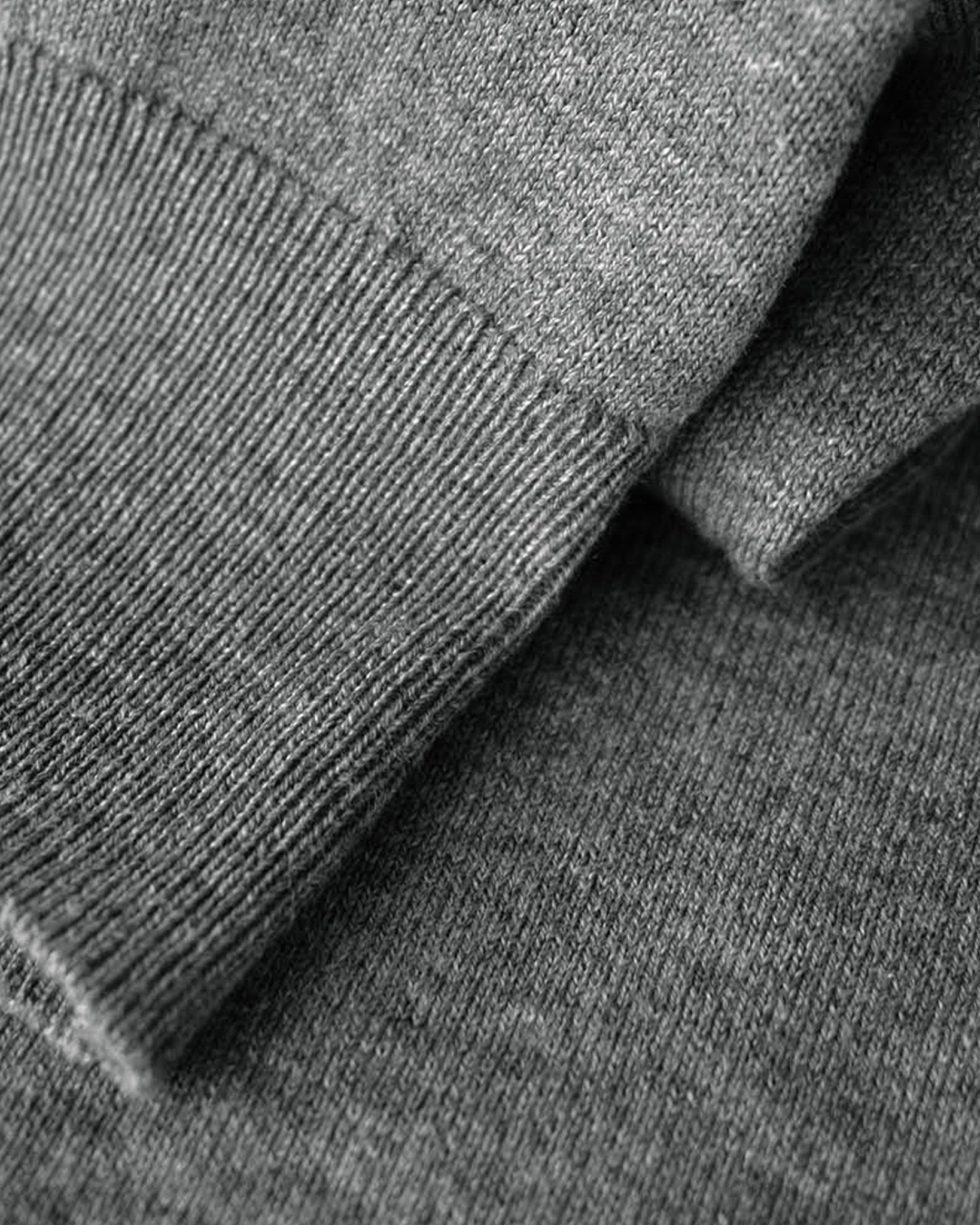 Brighton O Neck Men Grey Melange Closeup 2
