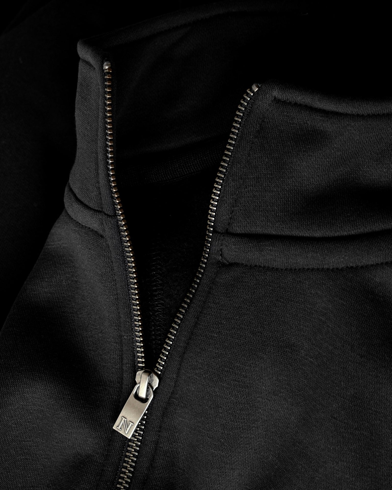 Cambridge Men Black Back