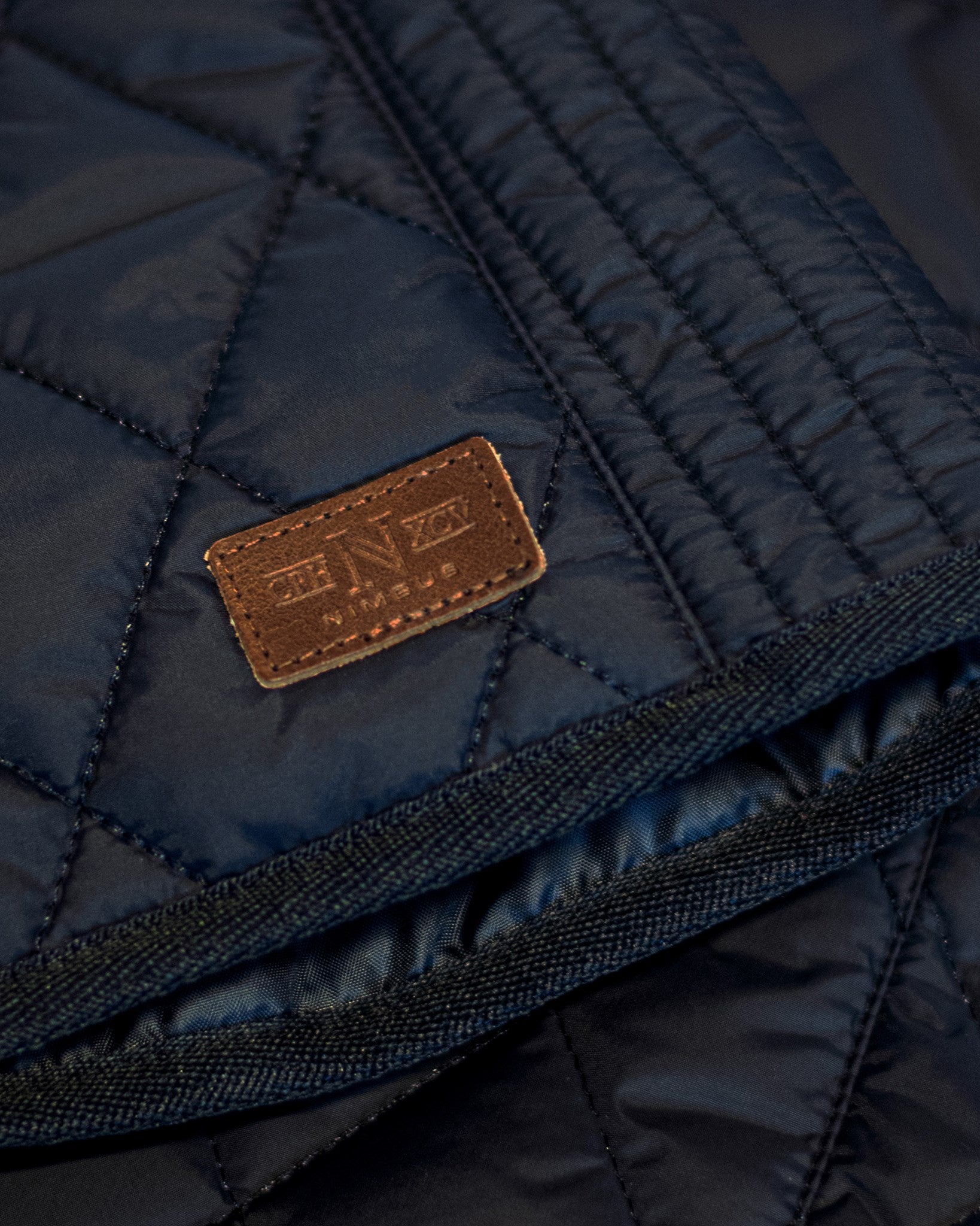 Camden Men Women Midnight Blue Closeup 2