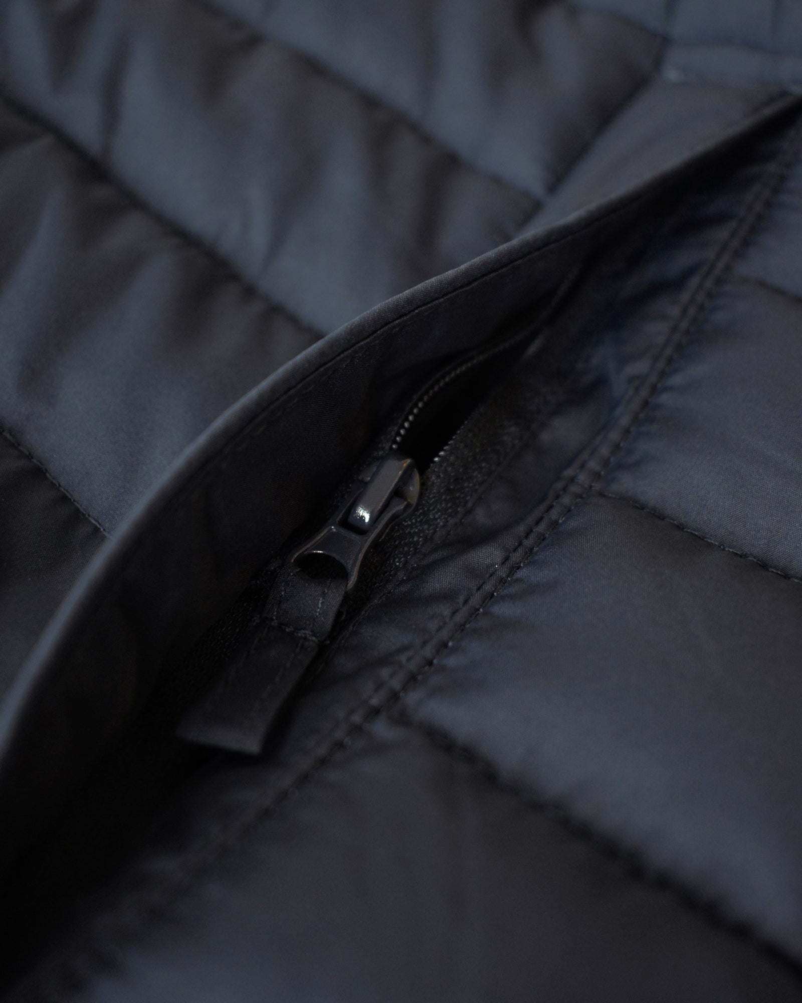 Crescent Men Navy Back