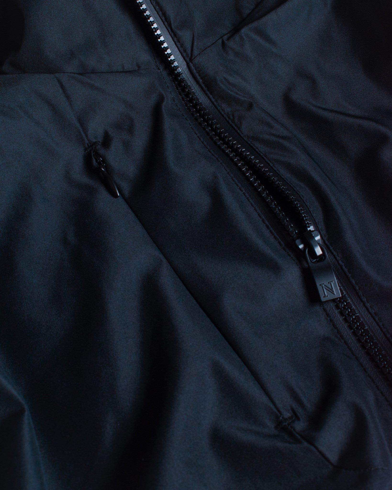 Davenport Men Navy Closeup 3