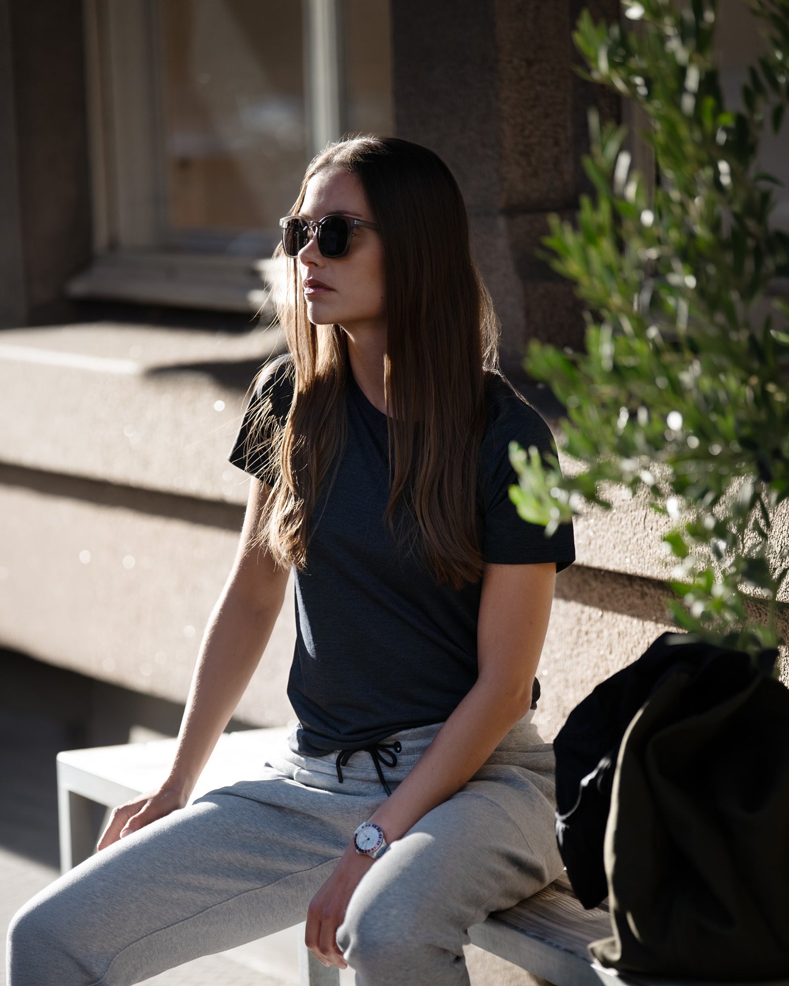 Freemont Women Navy Back