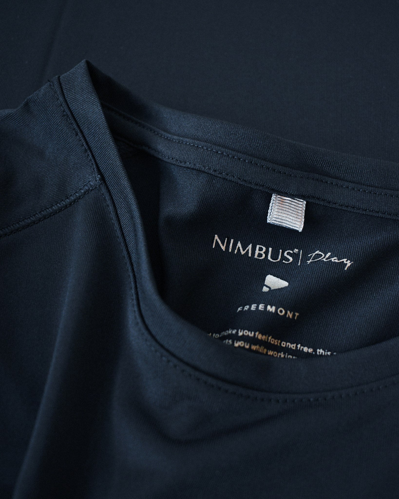 Freemont Women Navy Closeup 1