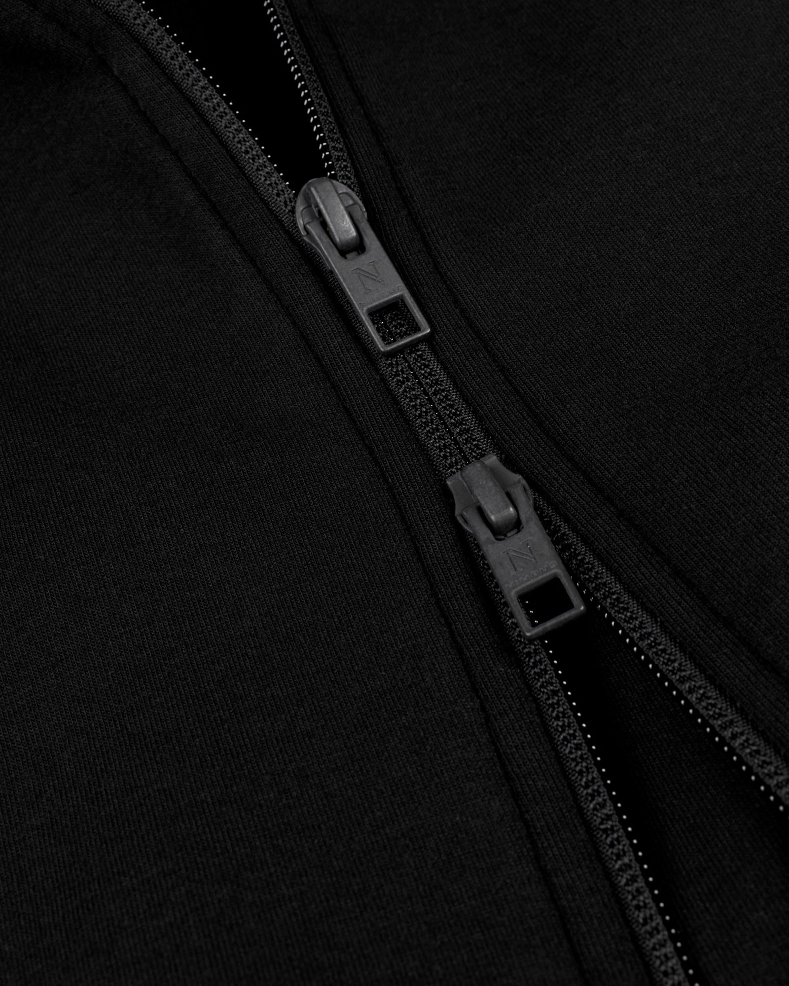 Hampton Women Black Back