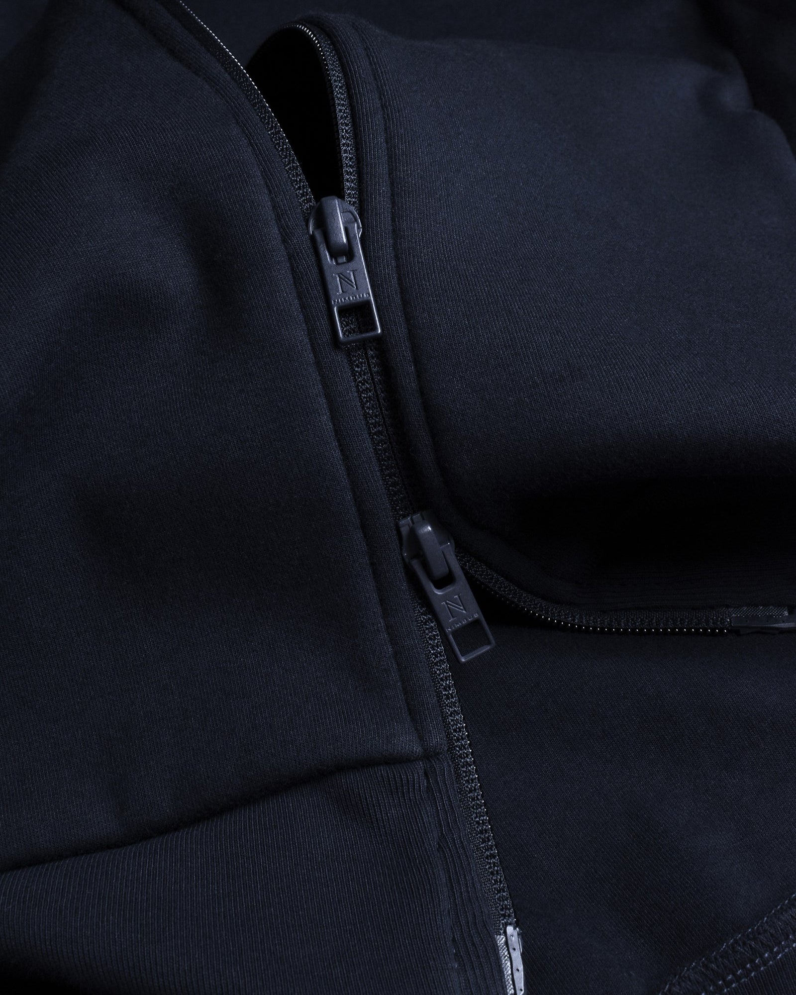 Hampton Women Navy Back