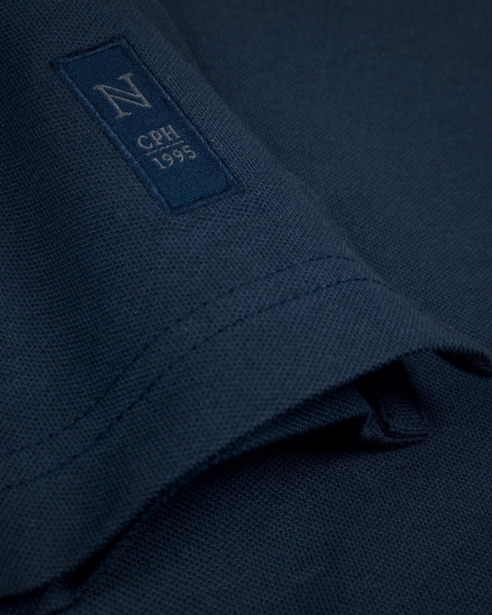 Harvard V Neck Women Navy Back