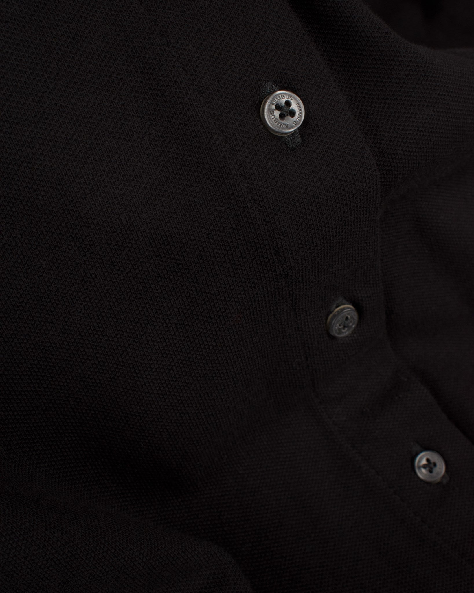 Kingston Women Black Closeup 2