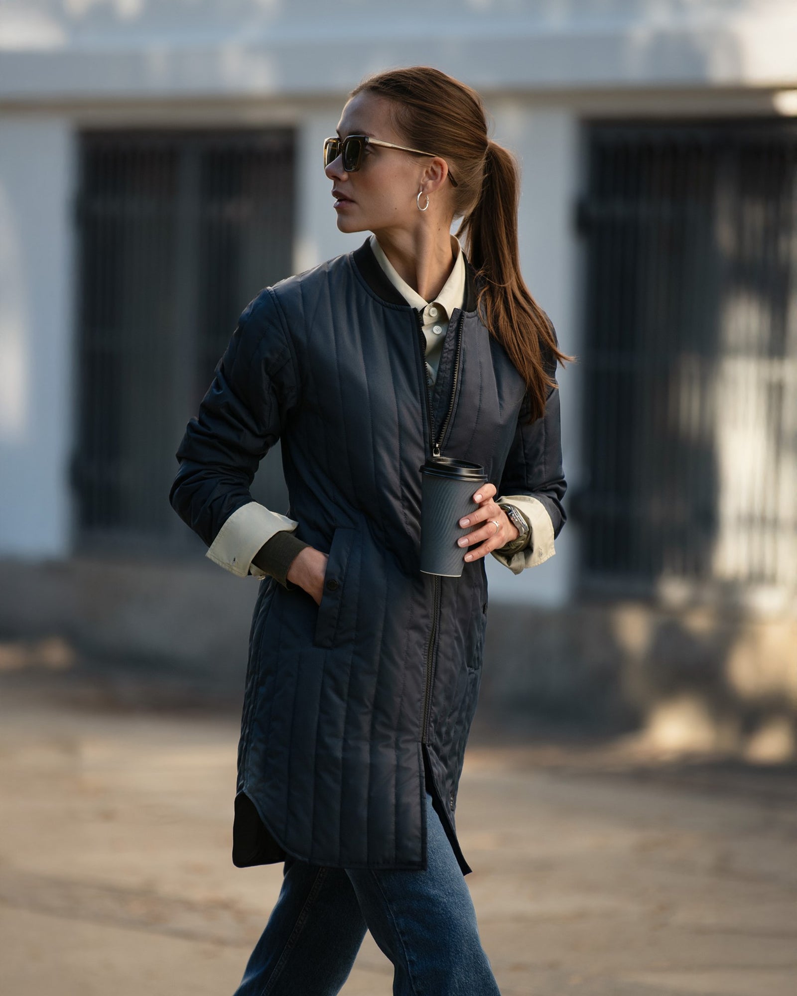 Lindenwood Woman Navy Back