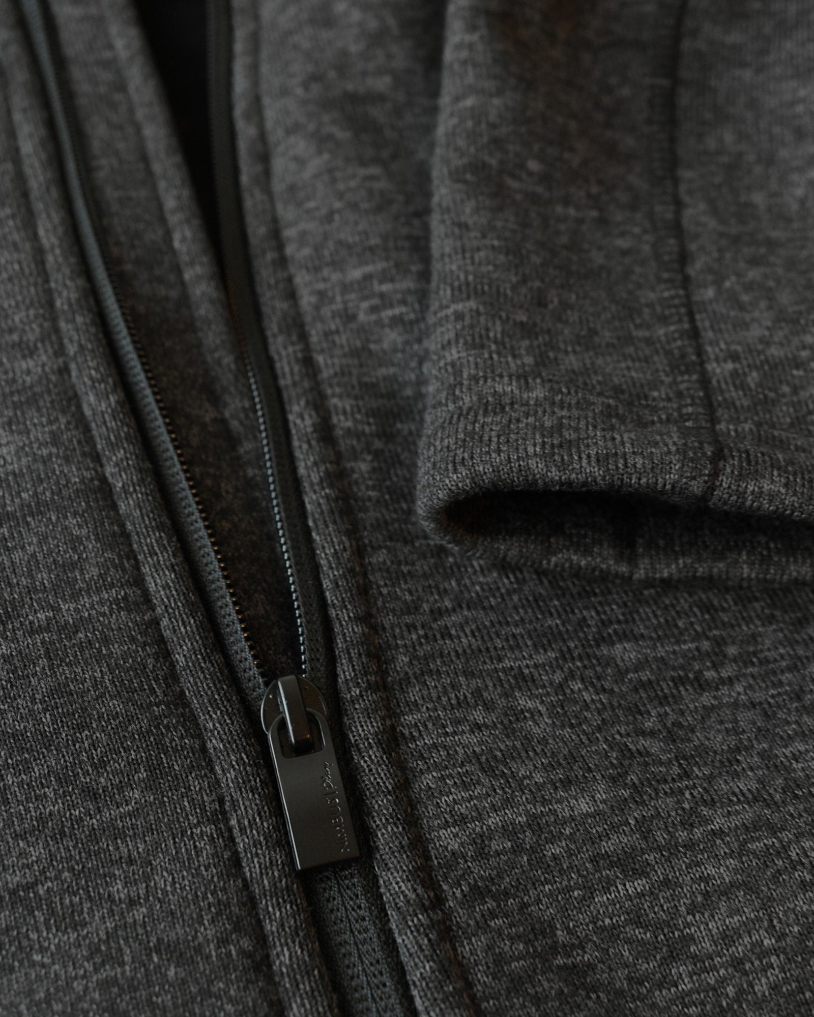 Montana Men Dark Grey Melange Back