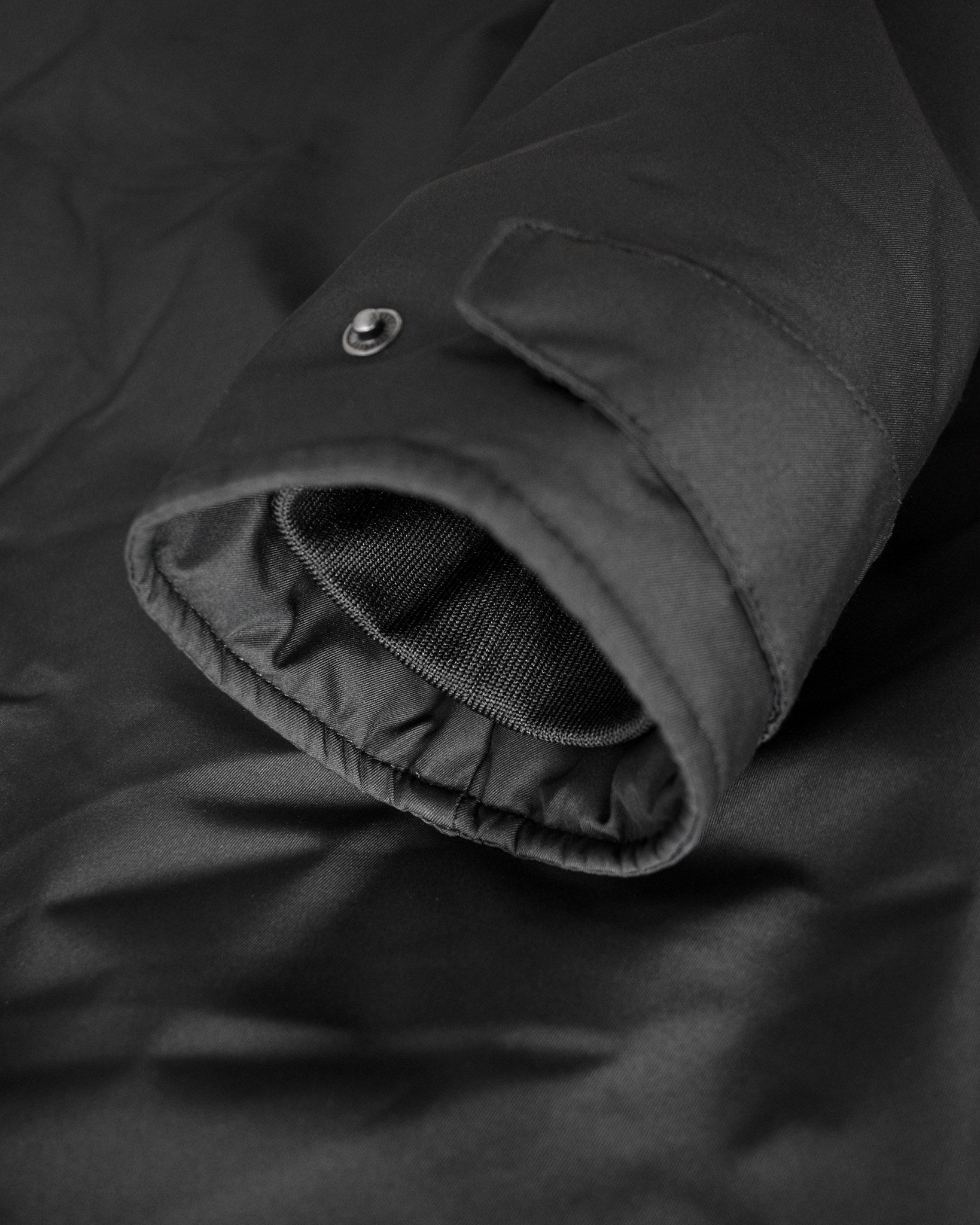 Northdale Men Black Closeup 4