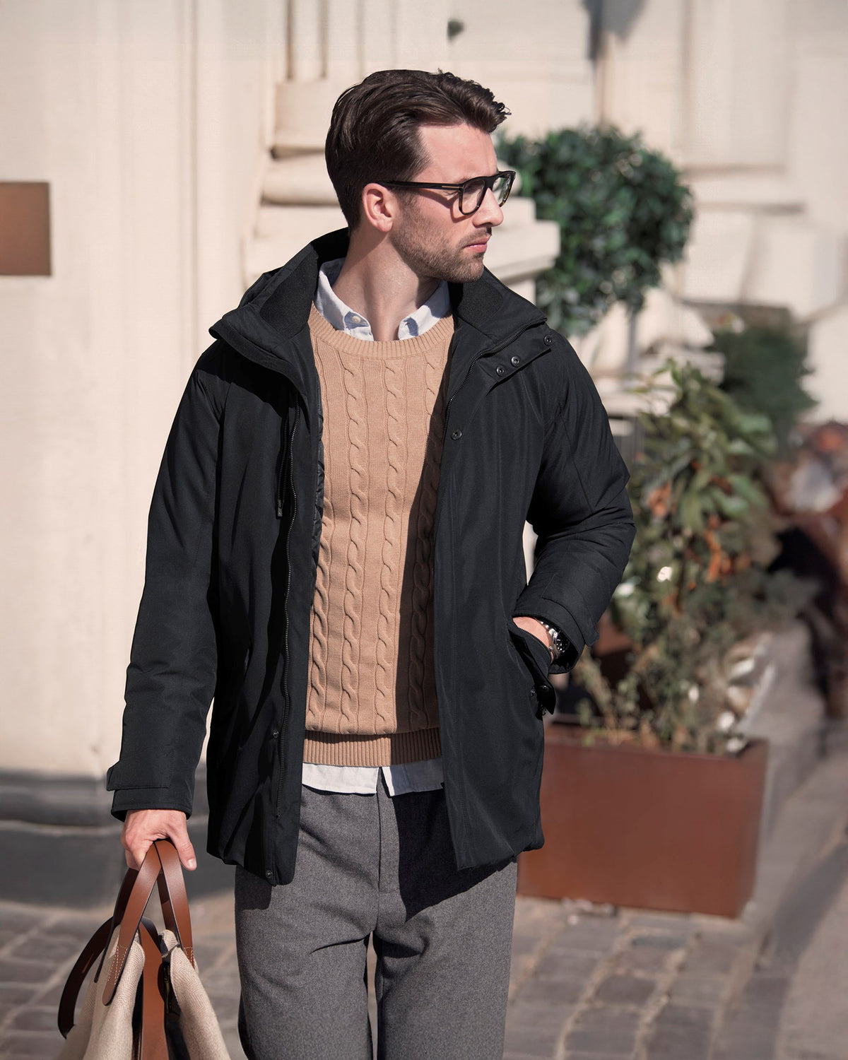 Northdale Men Black SS26 Modelimage