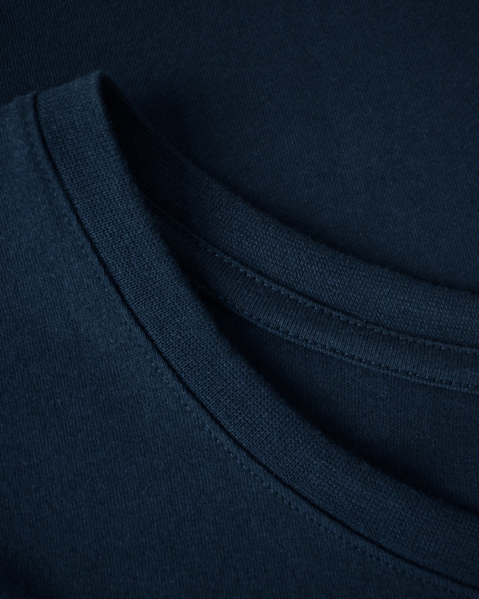 Orlando Men Navy Closeup 2