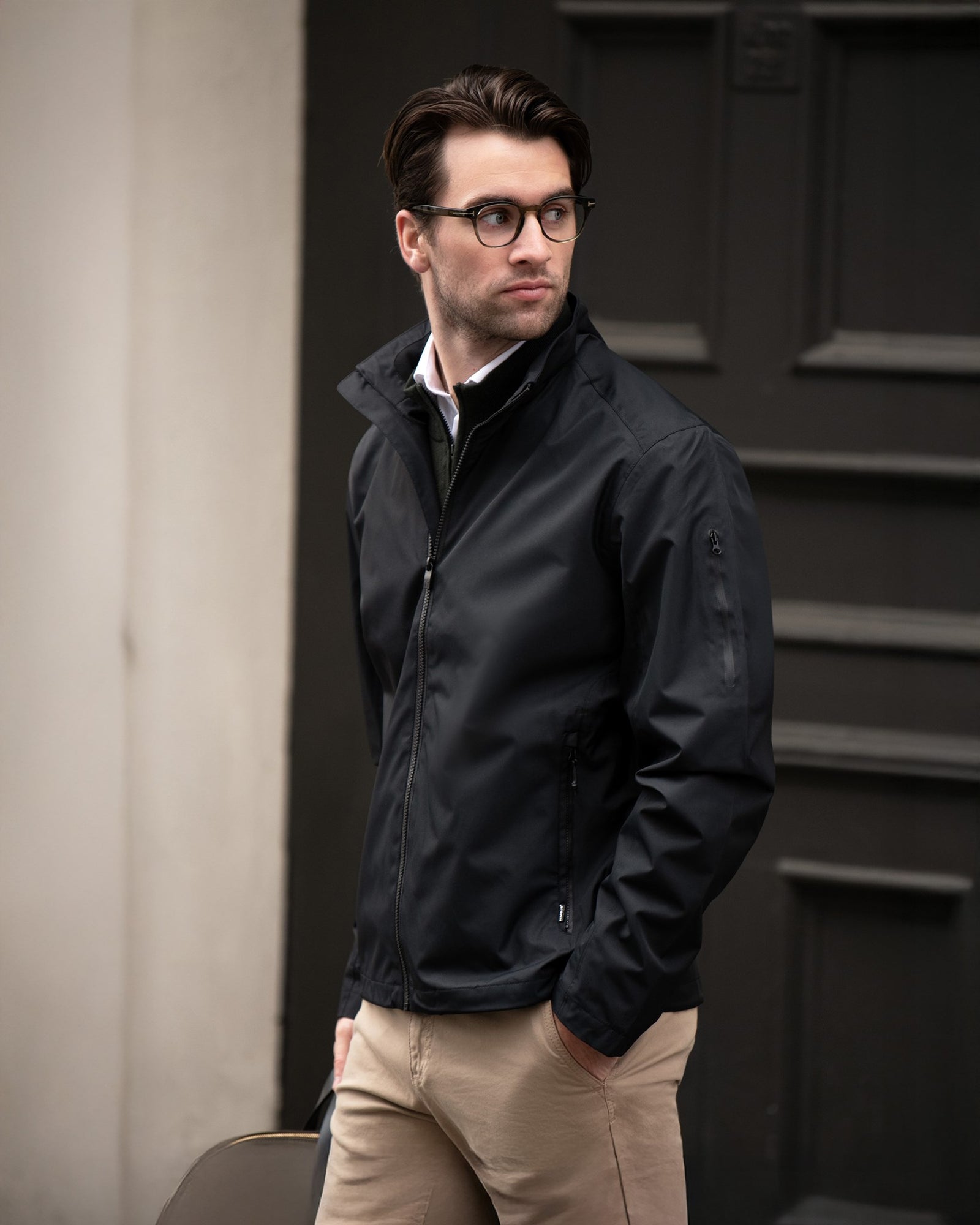 Redmond Men Black Back