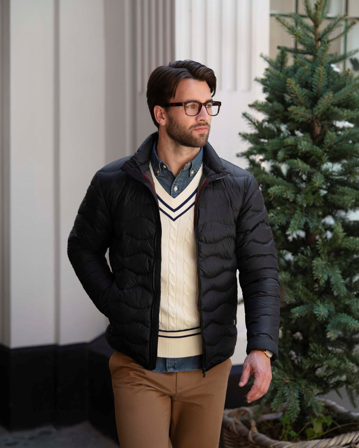 Sierra Men Black AW26 Modelimage