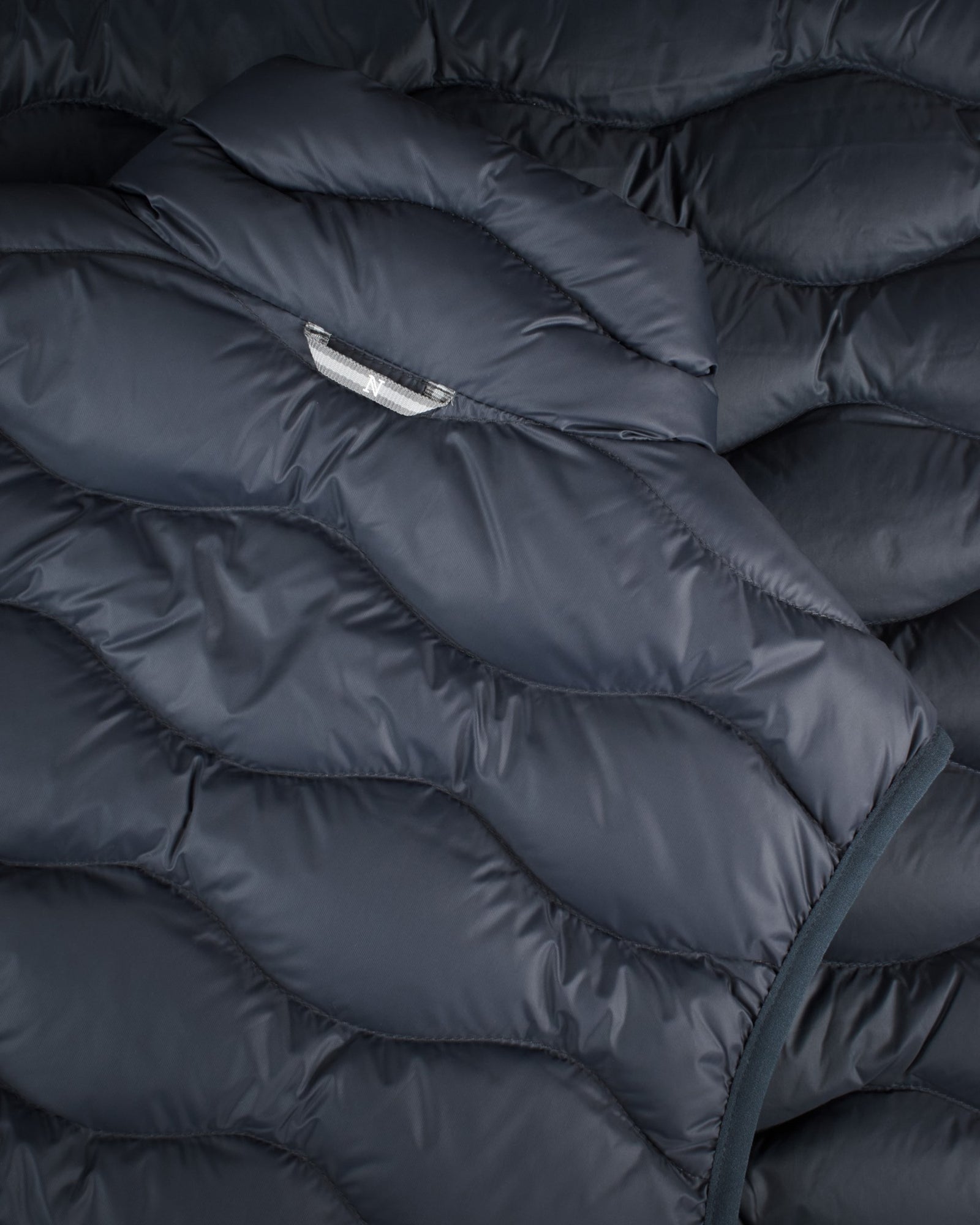 Vermont Women Midnight Blue Back