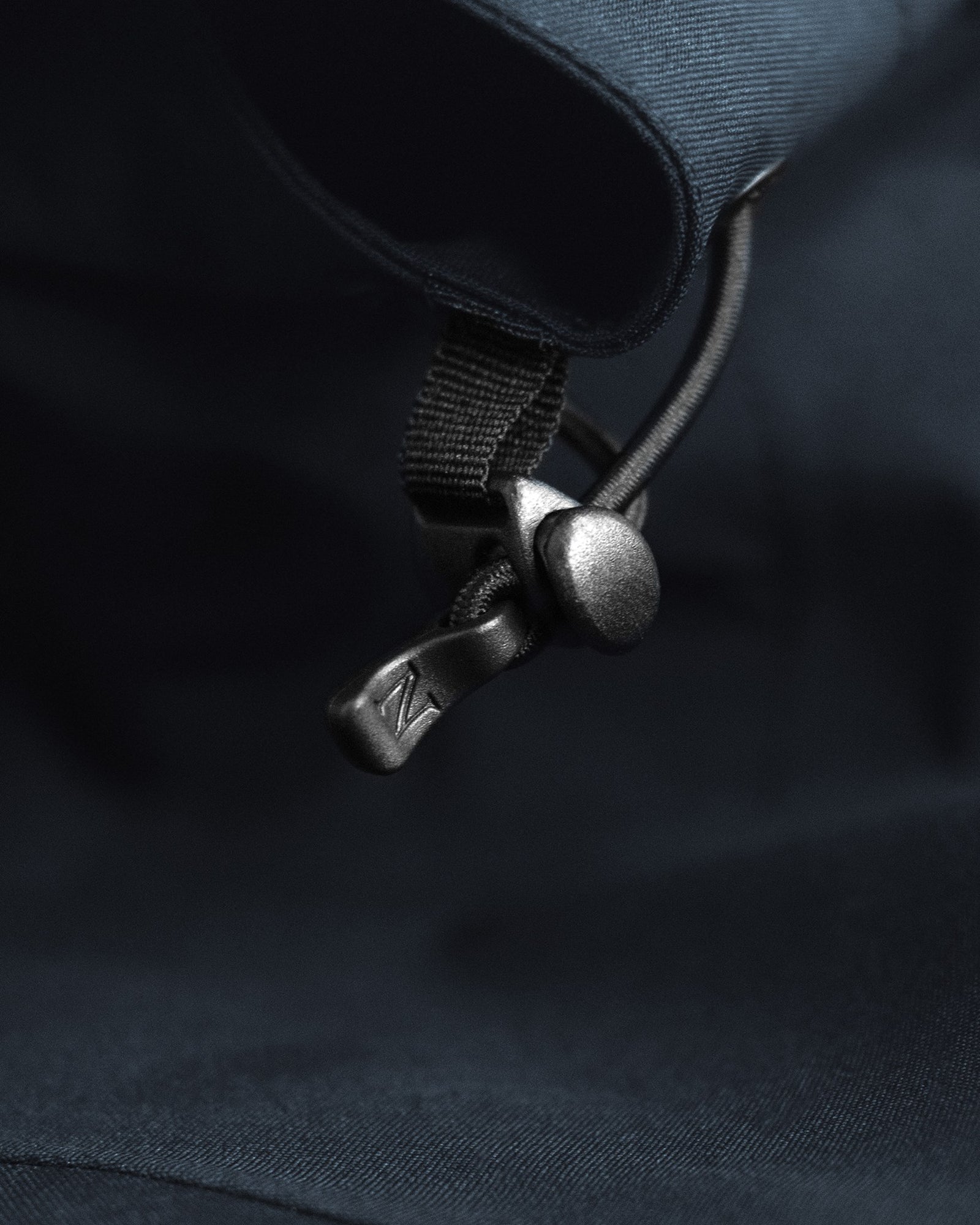 Yosemite Men Navy Back