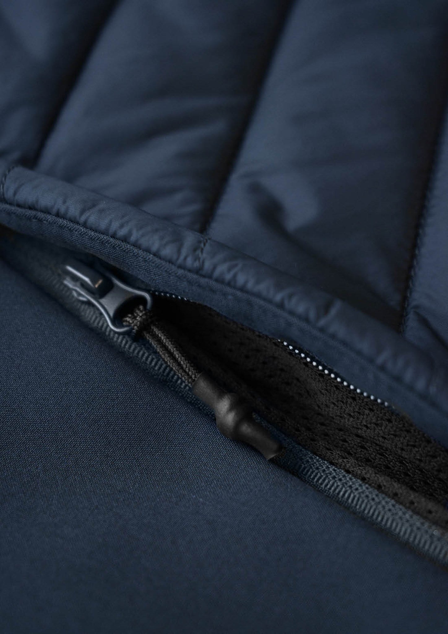 BENT L Navy 52