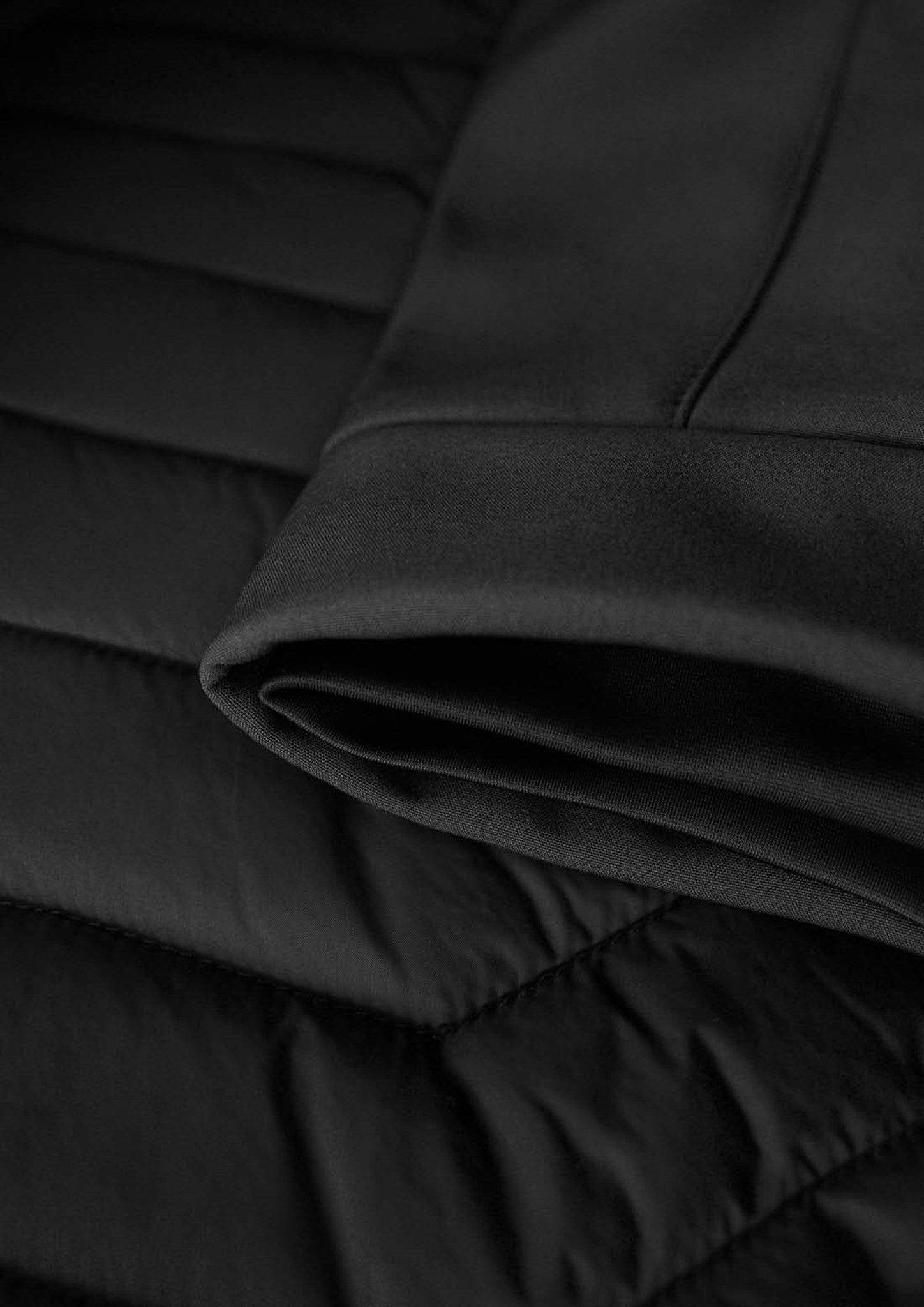 BLOO L Black 50